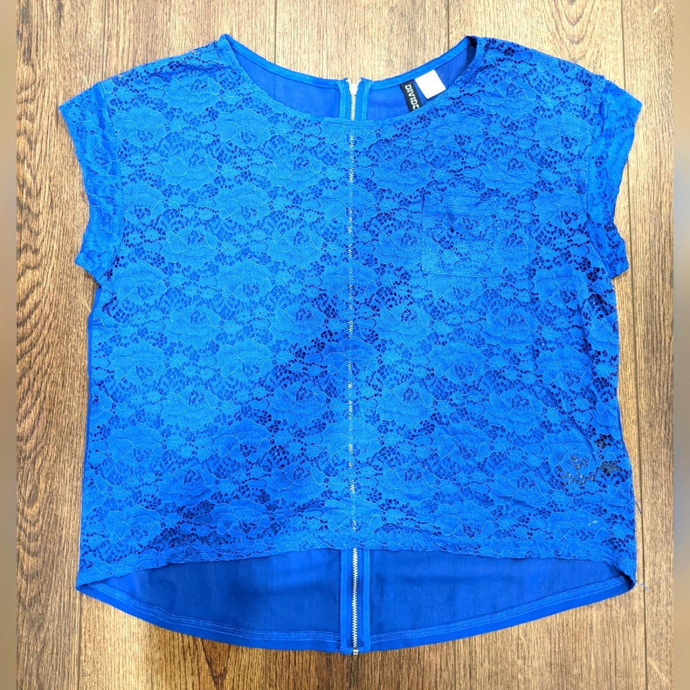 Blue Divided mesh over shirt H&My size medium
